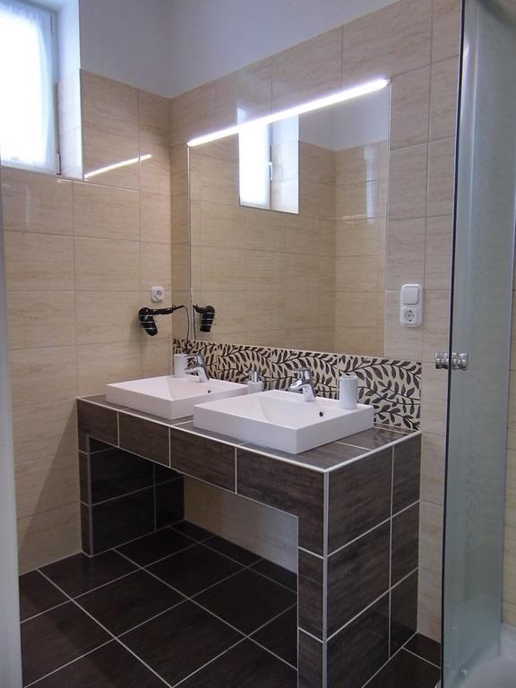 Alfa Apartman Sárvár 객실 사진